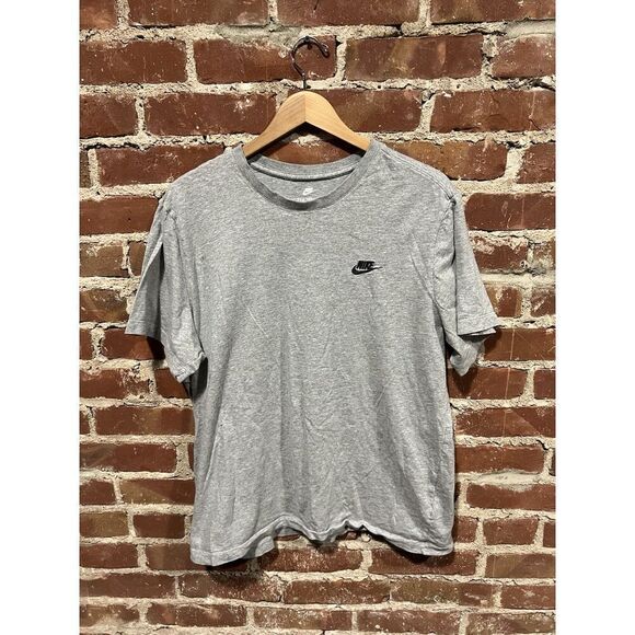 Nike Mens Gray Short Sleeve Dri-Fit T-shirt Embroidered Logo Size XL - Picture 1 of 3